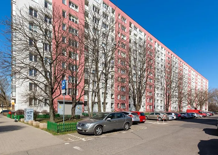 Family Apartment Saska Kepa By Noclegi Renters